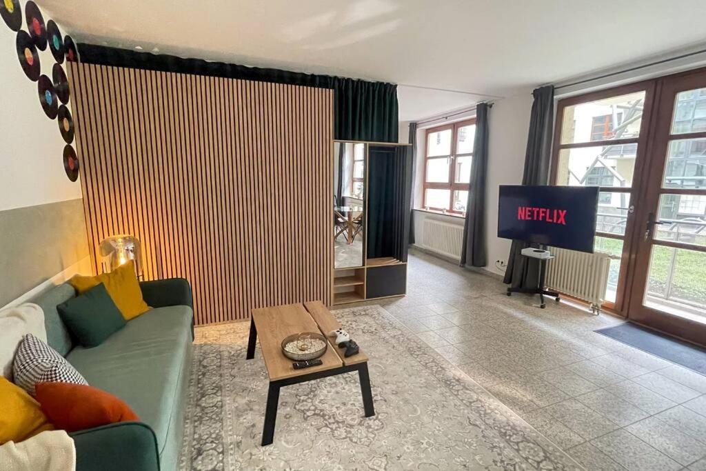 Modern L Netflix L Fast Wifi L Xbox *
